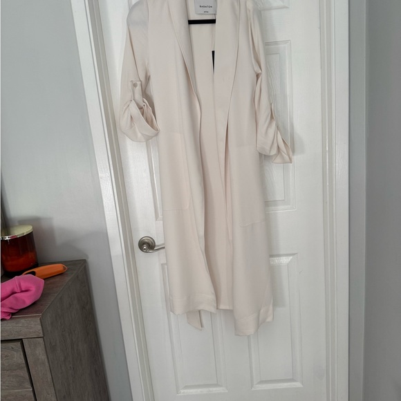 Babaton Khalo Robe - Picture 2 of 3